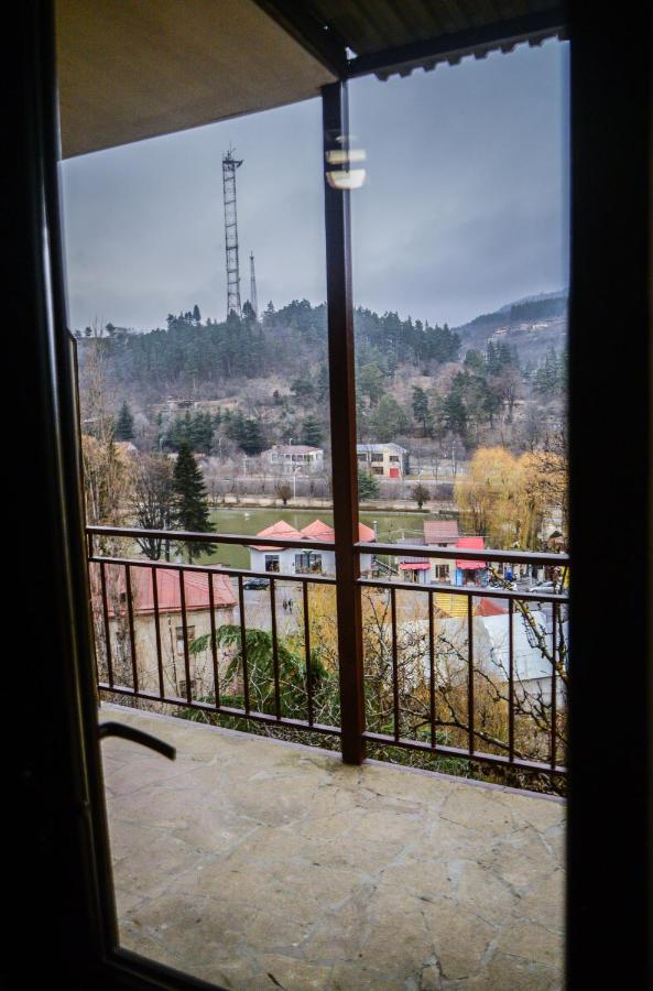 Paxlava Guesthouse&Restaurant Dilidjan Extérieur photo