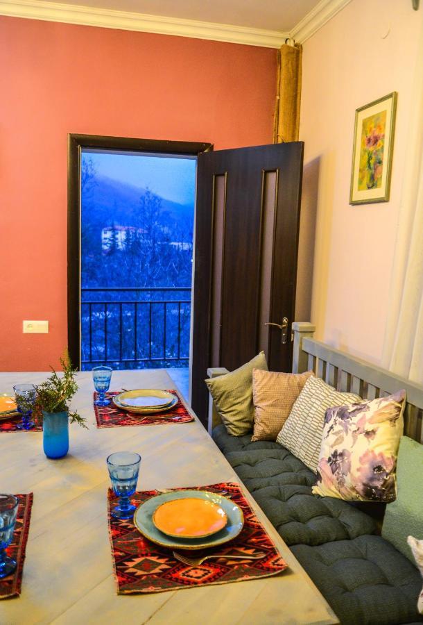 Paxlava Guesthouse&Restaurant Dilidjan Extérieur photo